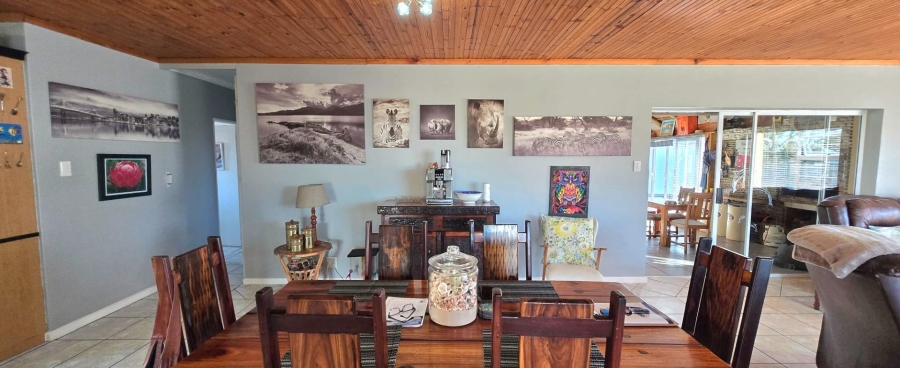 4 Bedroom Property for Sale in Franskraal Western Cape